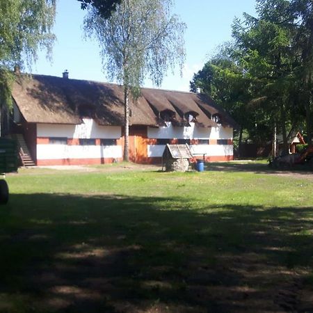 Stadnina Lekwica Экстерьер фото