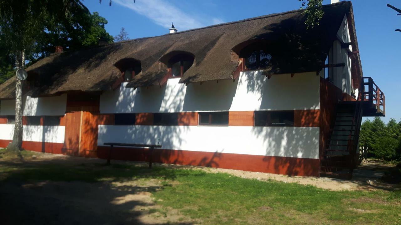 Stadnina Lekwica Экстерьер фото